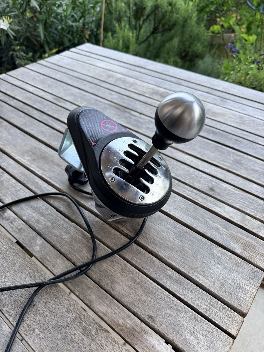 Thrustmaster Controller: Thrustmaster Ts-Xw P310 + Thrustmaster TH8A Schaltung – Usato da Zürich venduto da thebensch 2
