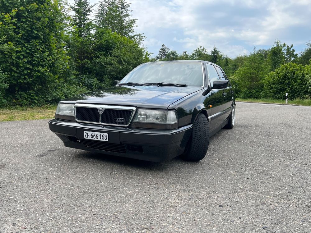 Lancia Thema 8V turbo