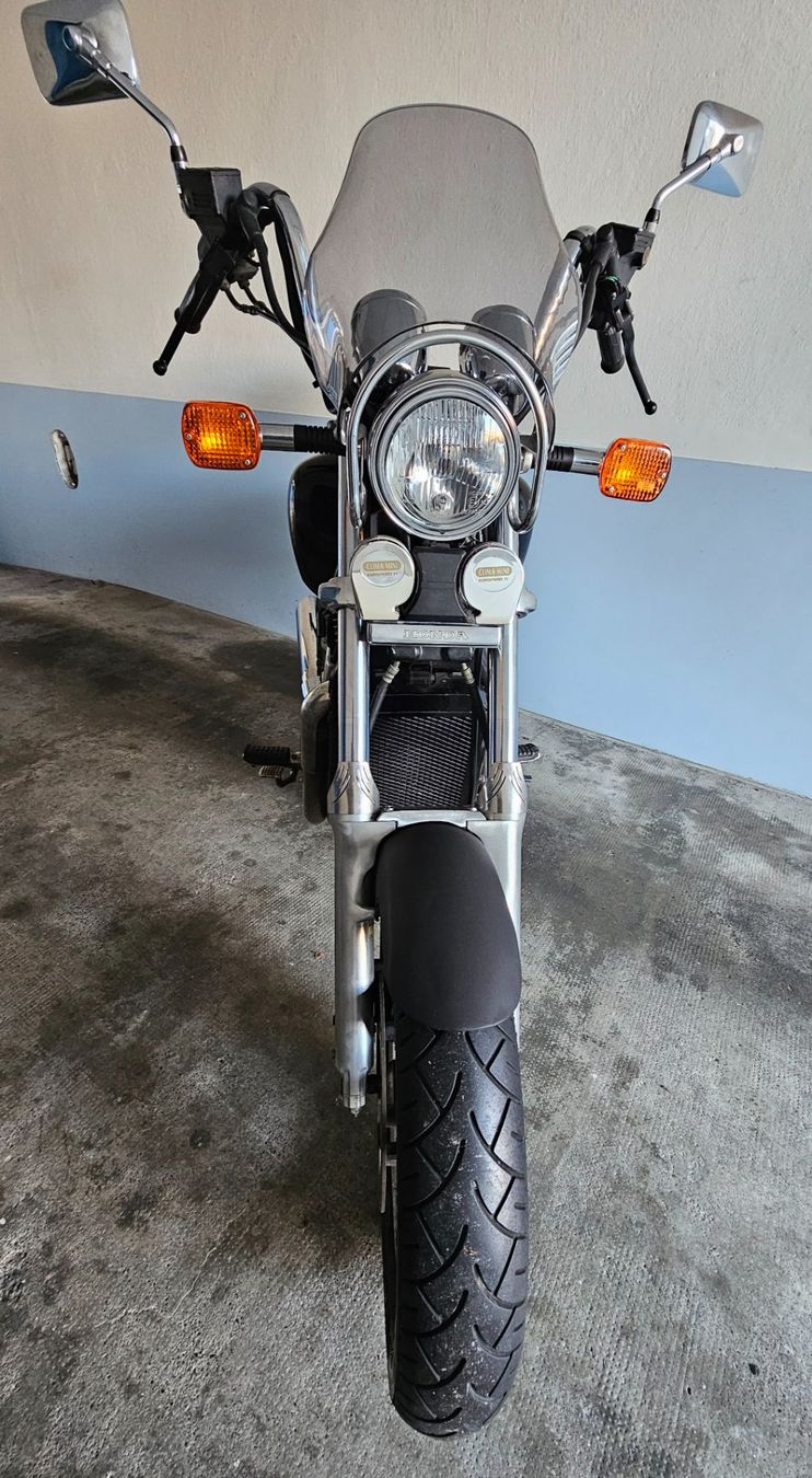 Honda Chopper: Honda VT 1100 C, SC18 – Gebraucht aus Basel von  5