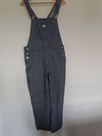 Latzhose von Pull and Bear