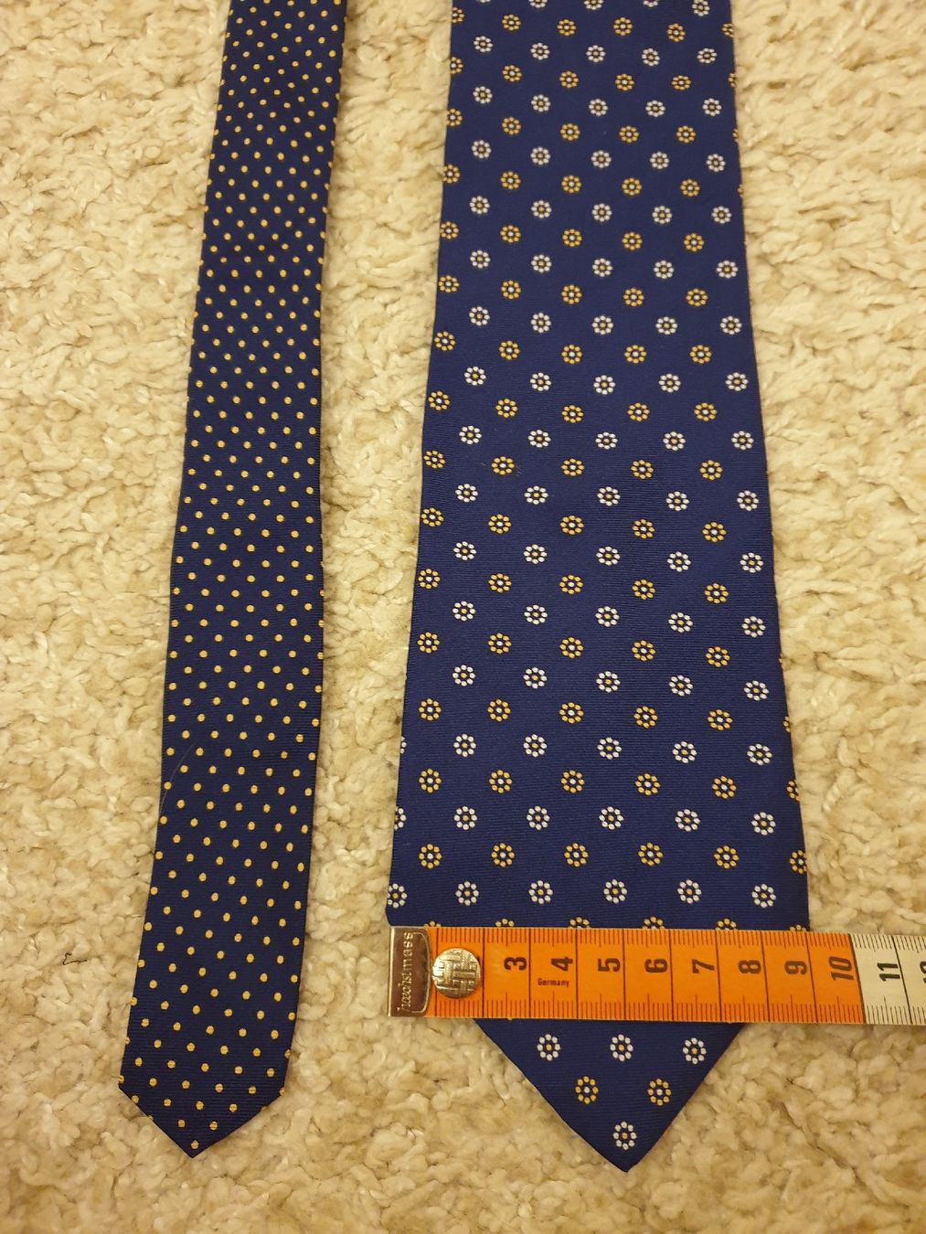 Tommy Hilfiger Cravatte: Lot 4 cravates, excellent état, 3 soie+1 polyester – Usato da Neuchâtel venduto da Verenas12 3
