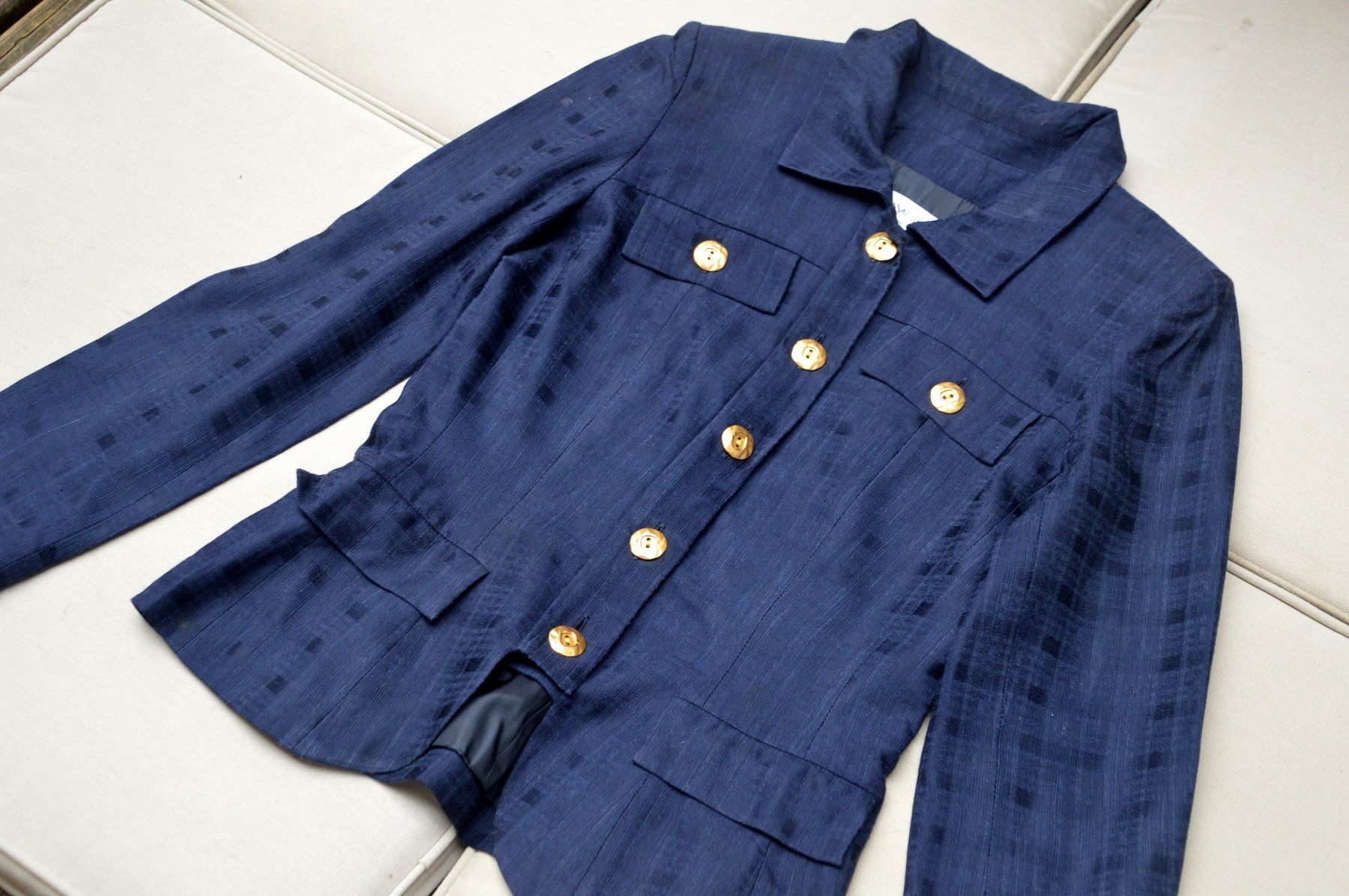 Completi & Tailleur: Veste Yves Saint Laurent Jacke .40 – Usato da Collonges venduto da Auganien 1