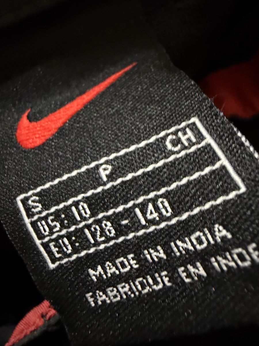 Nike Vestes: Nike Jacke – D'occasion à Eschenbach LU par Tatzi1 5