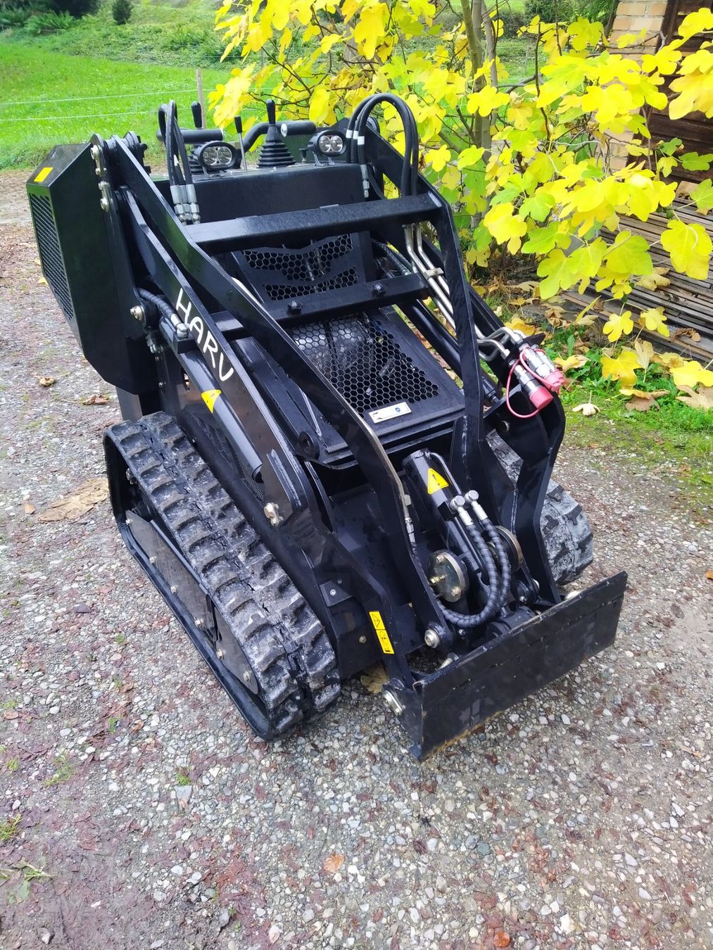 Caricatori: Kompaktlader mit Raupen, Mini Skid Steer – Nuovo e nell'imballaggio originale da Kastanienbaum venduto da acapulco 6