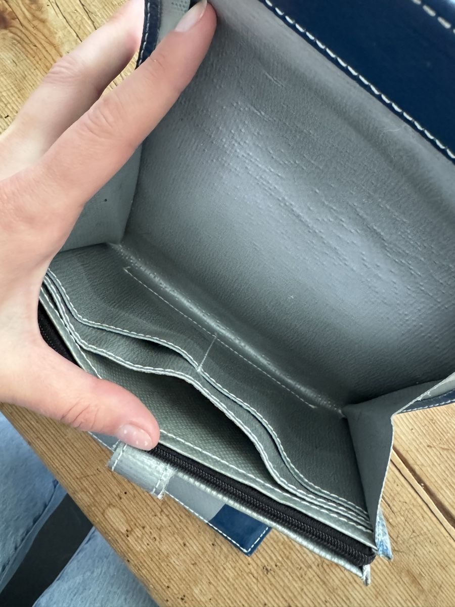 Freitag Portafogli: Stylish Blue Wallet ( Freitag ) – Usato da Zürich venduto da ann_v792 6