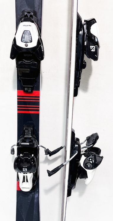Stöckli WRT Team   145 cm; mit Holzkern 3