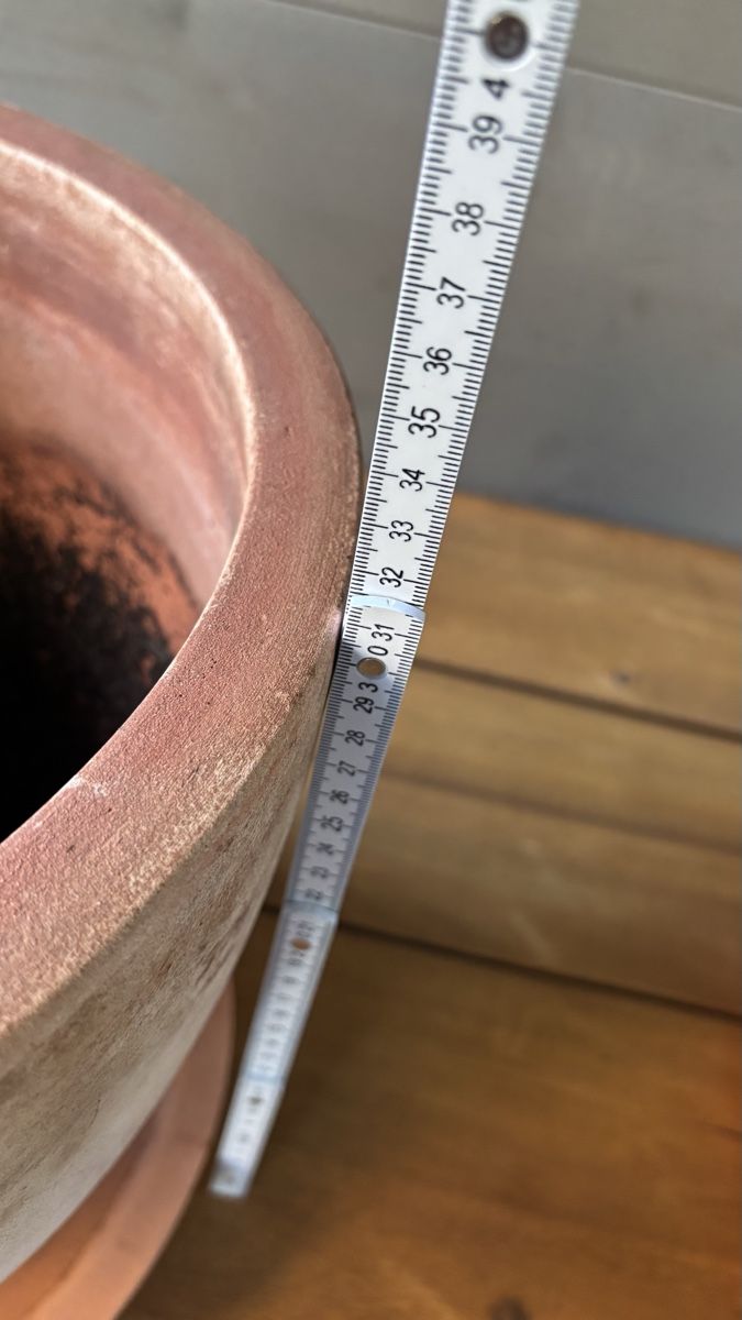 Vasi per fiori: Grosser Terrakotta Blumentopf mit Untersetzer – Usato da Seengen venduto da sa_land 3