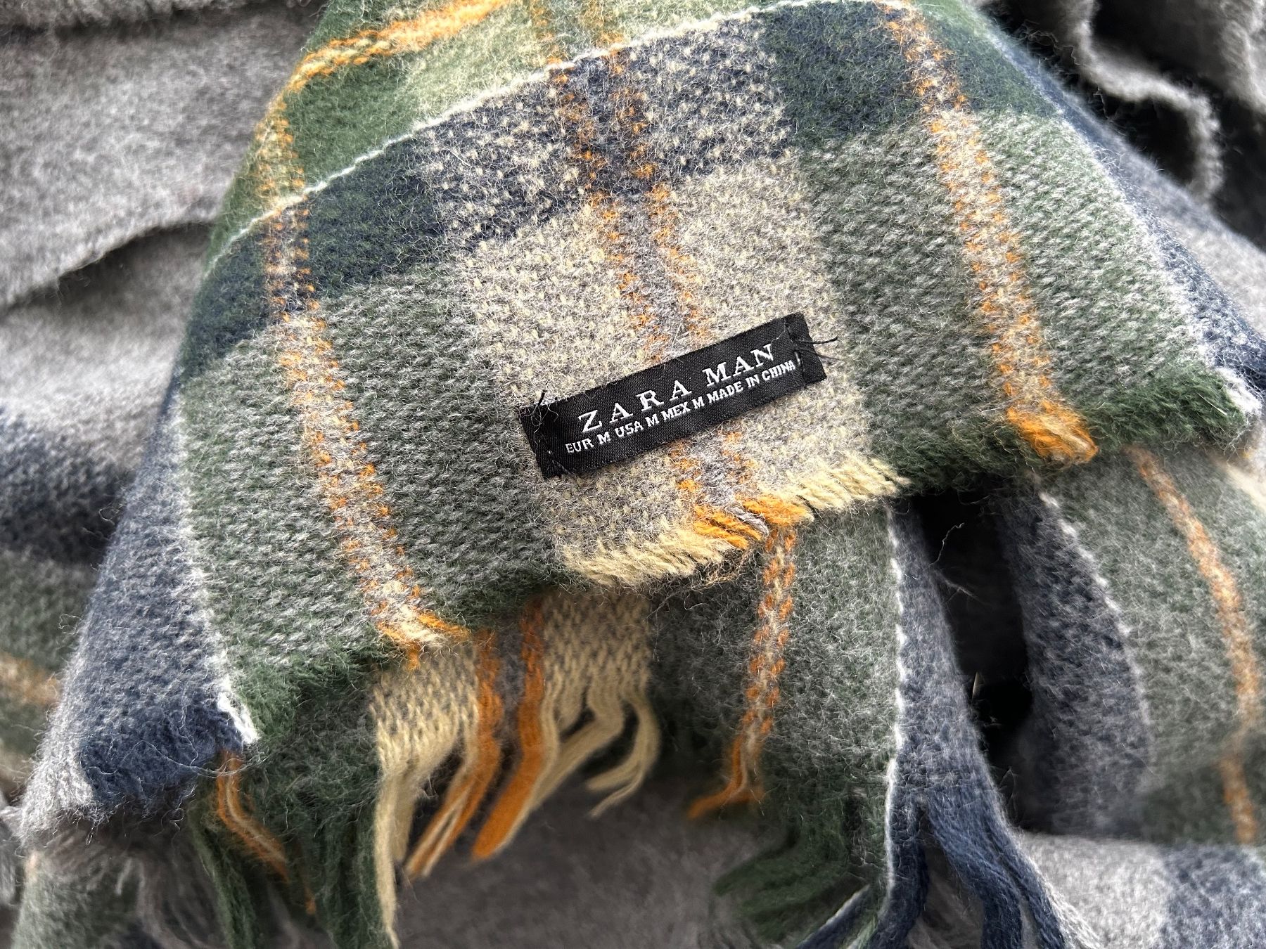 Zara Sciarpe: Écharpe Zara. Homme – Nuovo (secondo la descrizione) da Vouvry venduto da tintin2308 2
