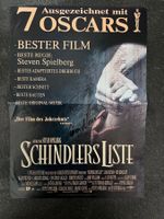 Liam Neeson / Kingsley original Autogramm auf Poster 30x42