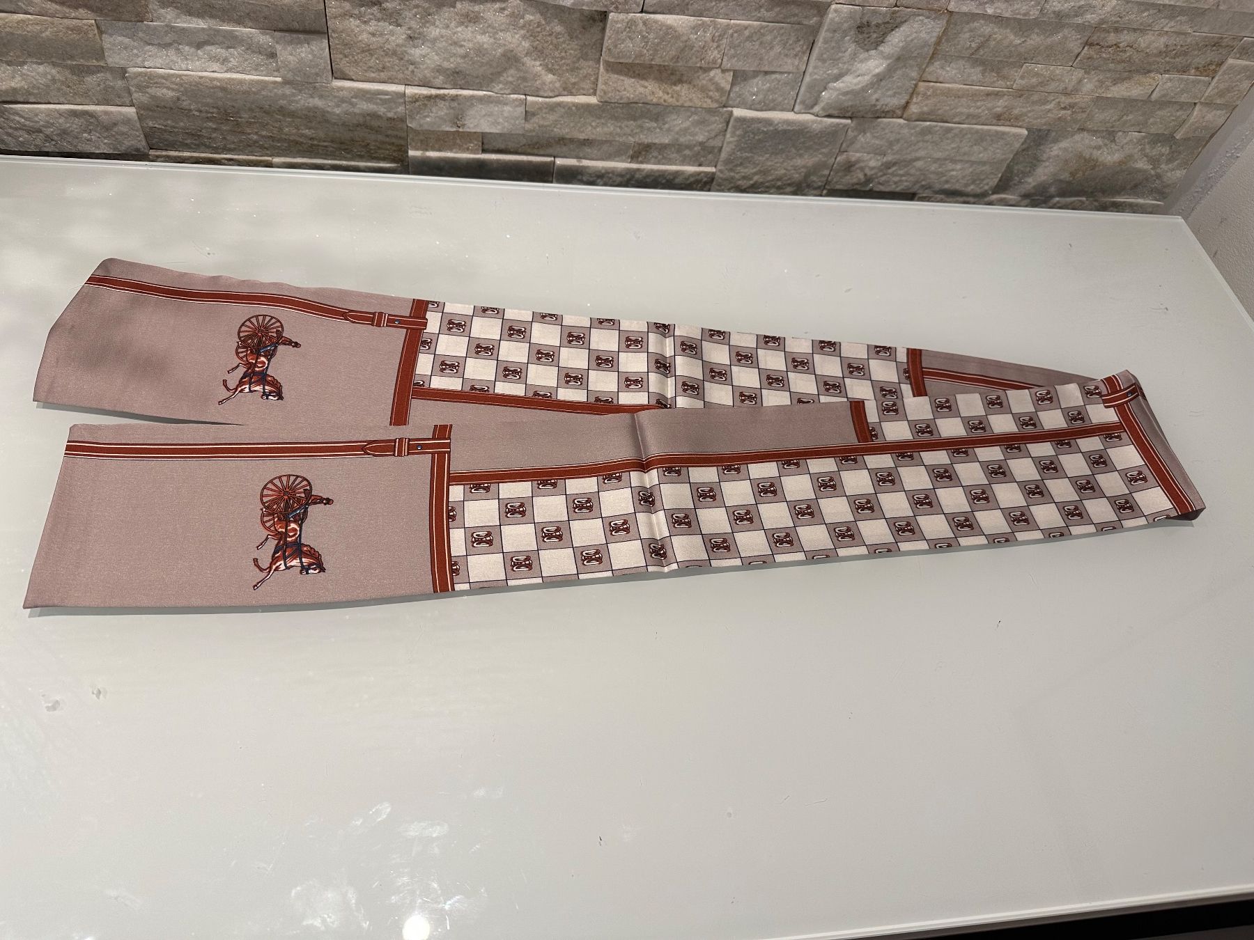 Foulards & écharpes: Lässiges Twilly – Neuf avec emballage d'origine à Hittnau par LuxAndMore 3