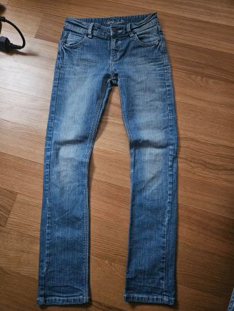 Mädchenjeans 140