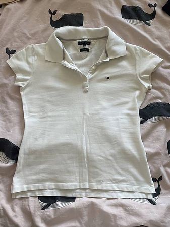 Tommy Hilfiger T shirt