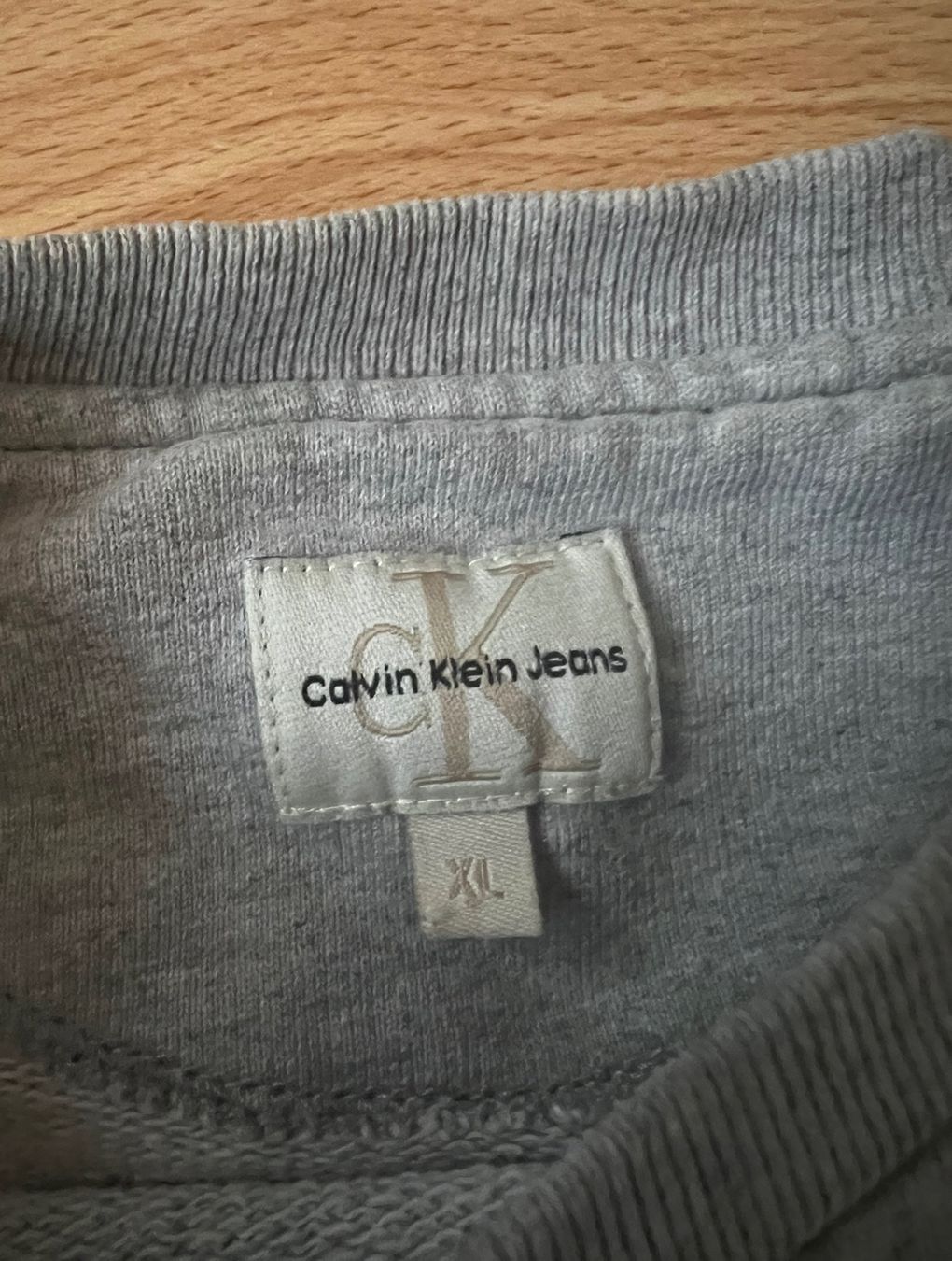 Calvin Klein Maglioni & Felpe: Calvin Klein Vintage Pullover – Usato da Kirchberg BE venduto da lea_kb6y 2