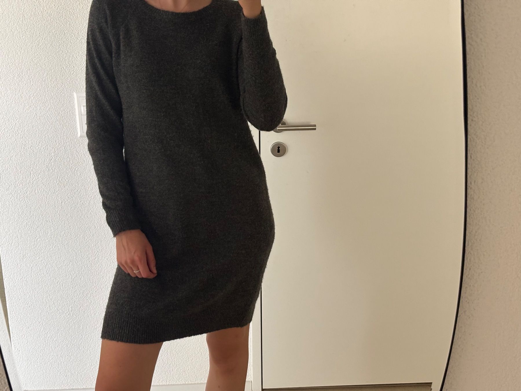 Kleider: Strickkleid – Neu (gemäss Beschreibung) aus Dübendorf von jpr_scw7
