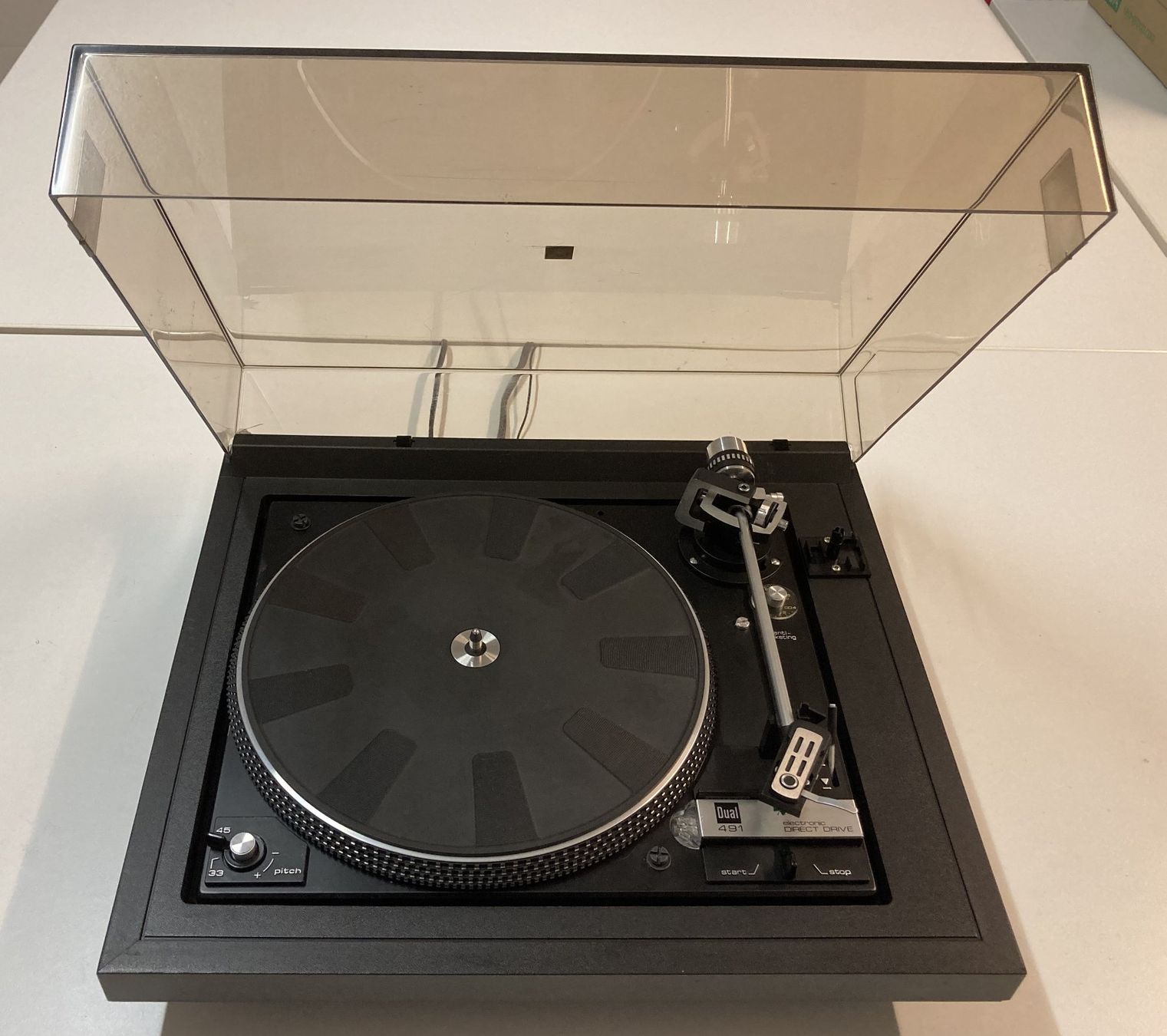 Dual Plattenspieler: DUAL CS 491 Direct Drive + NEW AUDIO-TECHNICA VM95E – Gebraucht aus Bussigny von ReconditionIng 2