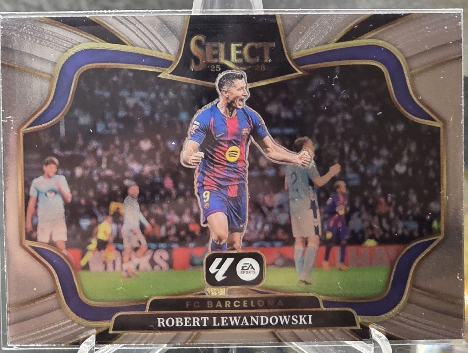 Panini Sammelbilder & Trading cards: Carte de Collection Panini Select Lewandowski FC Barcelone – Neu (gemäss Beschreibung) aus Vevey von ros2