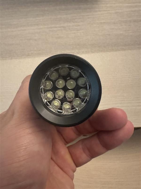 Lampade: Zivilschutz Taschenlampe – Usato da Birsfelden venduto da rem_5gjg 2