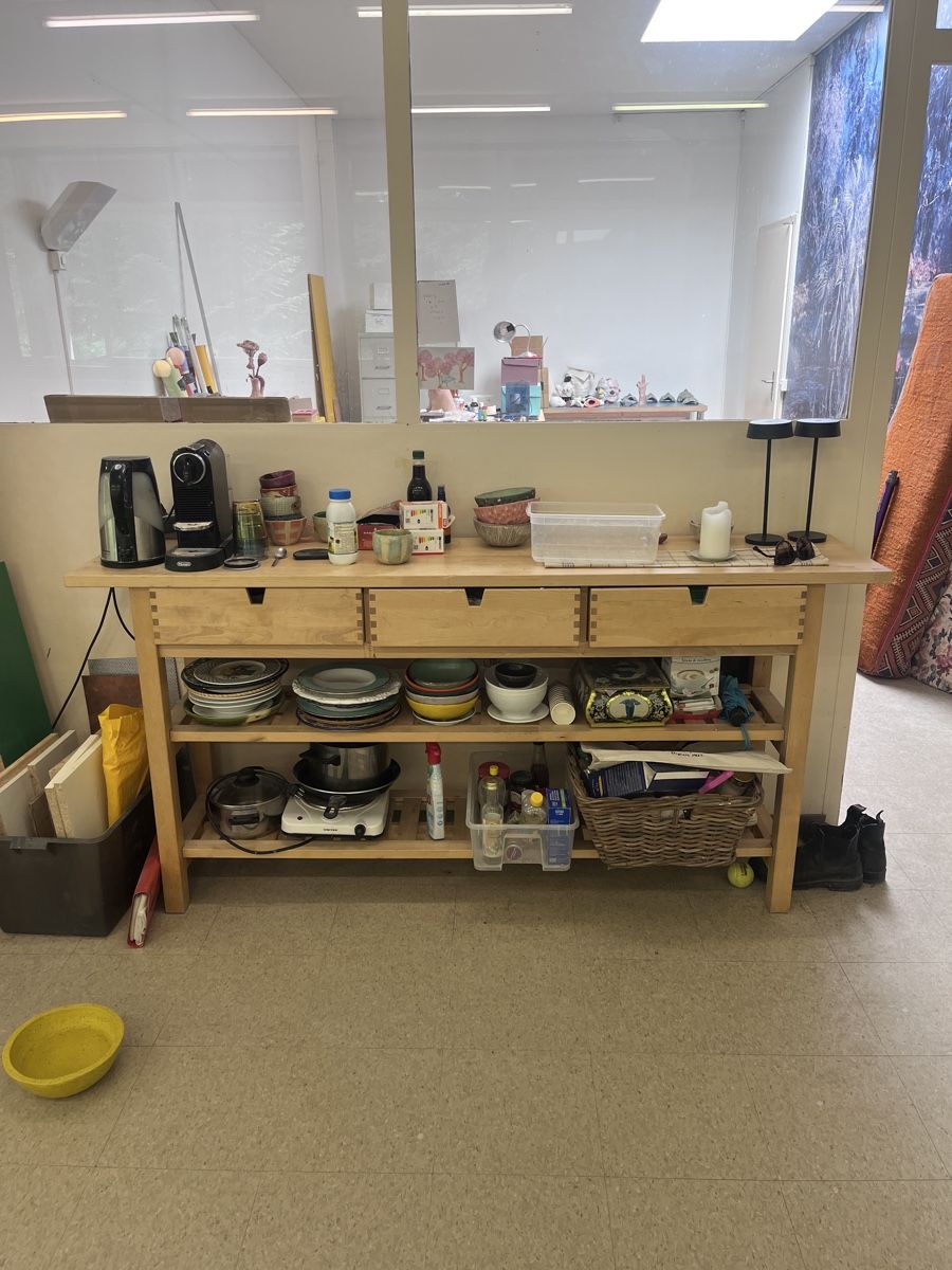 Allestimento di negozi e stand fieristici: Ikea Theke/ Anrichte/ Küche mit 3 Schubladen – Usato da Zürich venduto da weid007