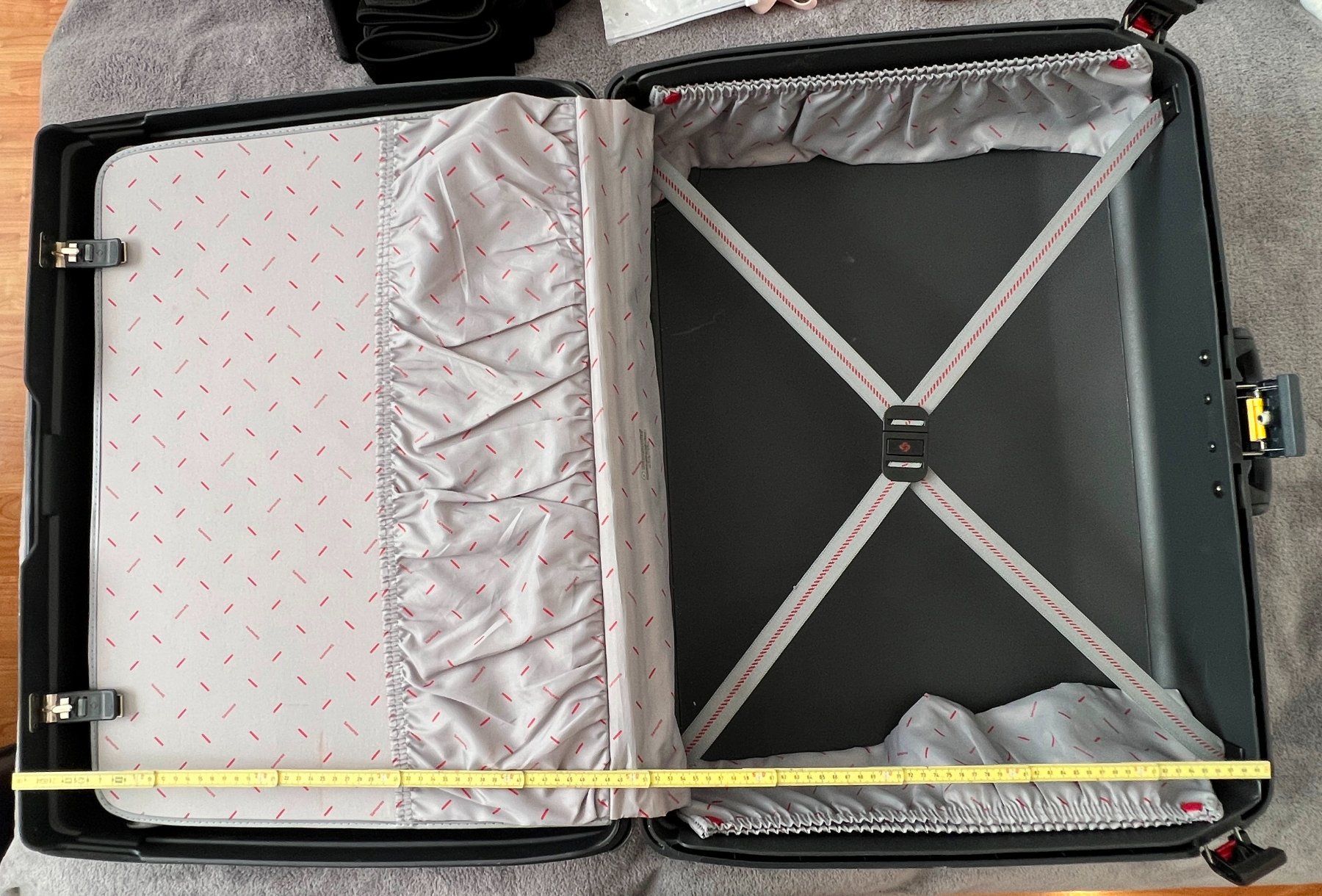 Samsonite Valigie: Samsonite Koffer Rollkoffer ca 68x50cm – Usato da Lodrino venduto da Stema 3