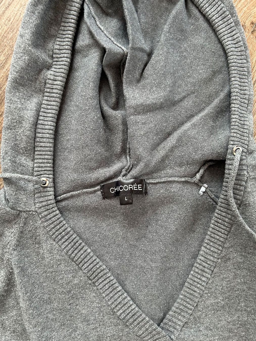 Maglioni & Felpe: Damen Pullover tailliert, Kapuze, Gr.38, Grau + schwarz – Usato da Steffisburg venduto da Aare77 2