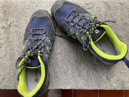 SALOMON Premium Outdoor-Schuhe, Grösse 43 1/3, kaum getragen