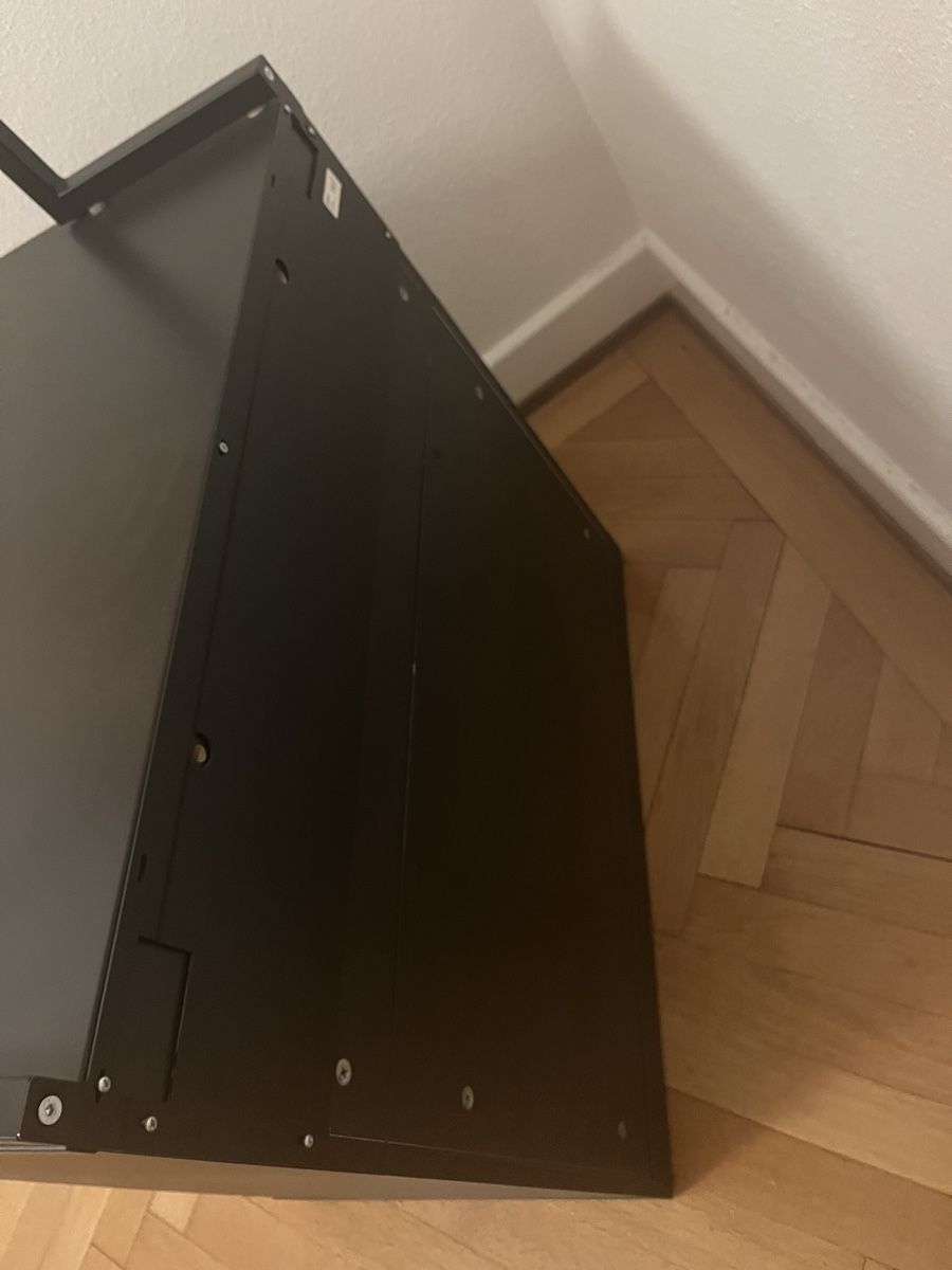 Cassettiere: Nordli Kommode mit Kleiderstange schwarz – Usato da Olten venduto da lcs_2sdk 6