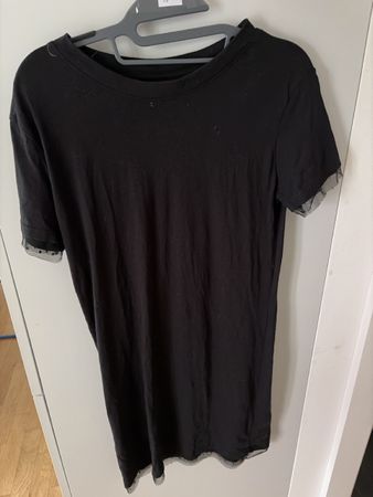 Urban Classics robe Taille S - Idéal pour l'été!