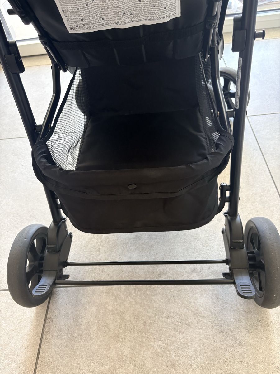 Hauck Carrozzine: Hauck Baby Stroller, lightweight and foldable! – Usato da Dübendorf venduto da kor_vl99 2