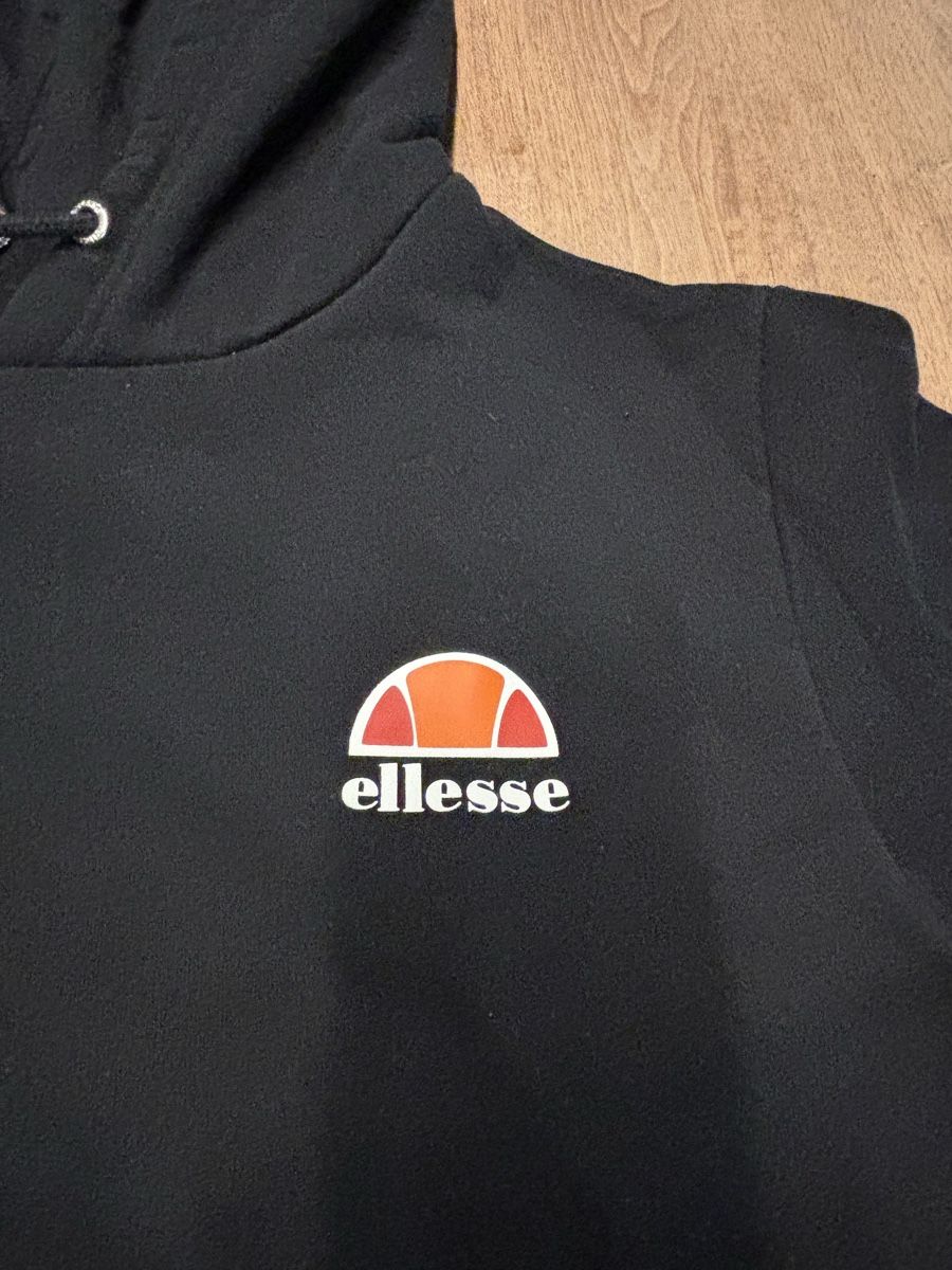 Ellesse Maglioni & Felpe: Ellesse Hoodie Schwarz Grösse L – Usato da Meikirch venduto da Mike_B5 1