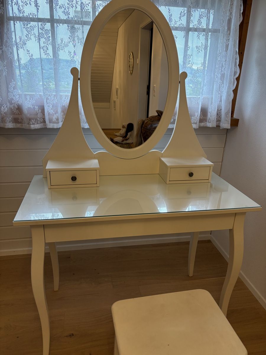 Ikea Tavoli da trucco: Ikea Hemnes Frisiertisch – Usato da Bad Zurzach venduto da a1001 1