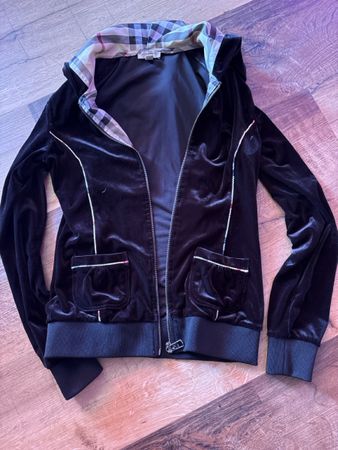 Burberry’s Jacke Vintage Y2K