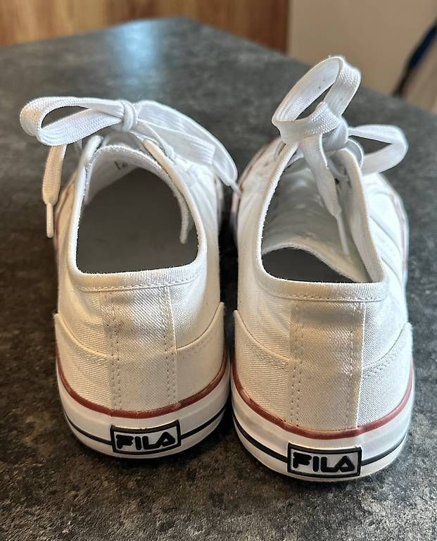 Scarpe da uomo: Fila Schuhe Grösse 39 – Usato da Grabs venduto da happypet 3