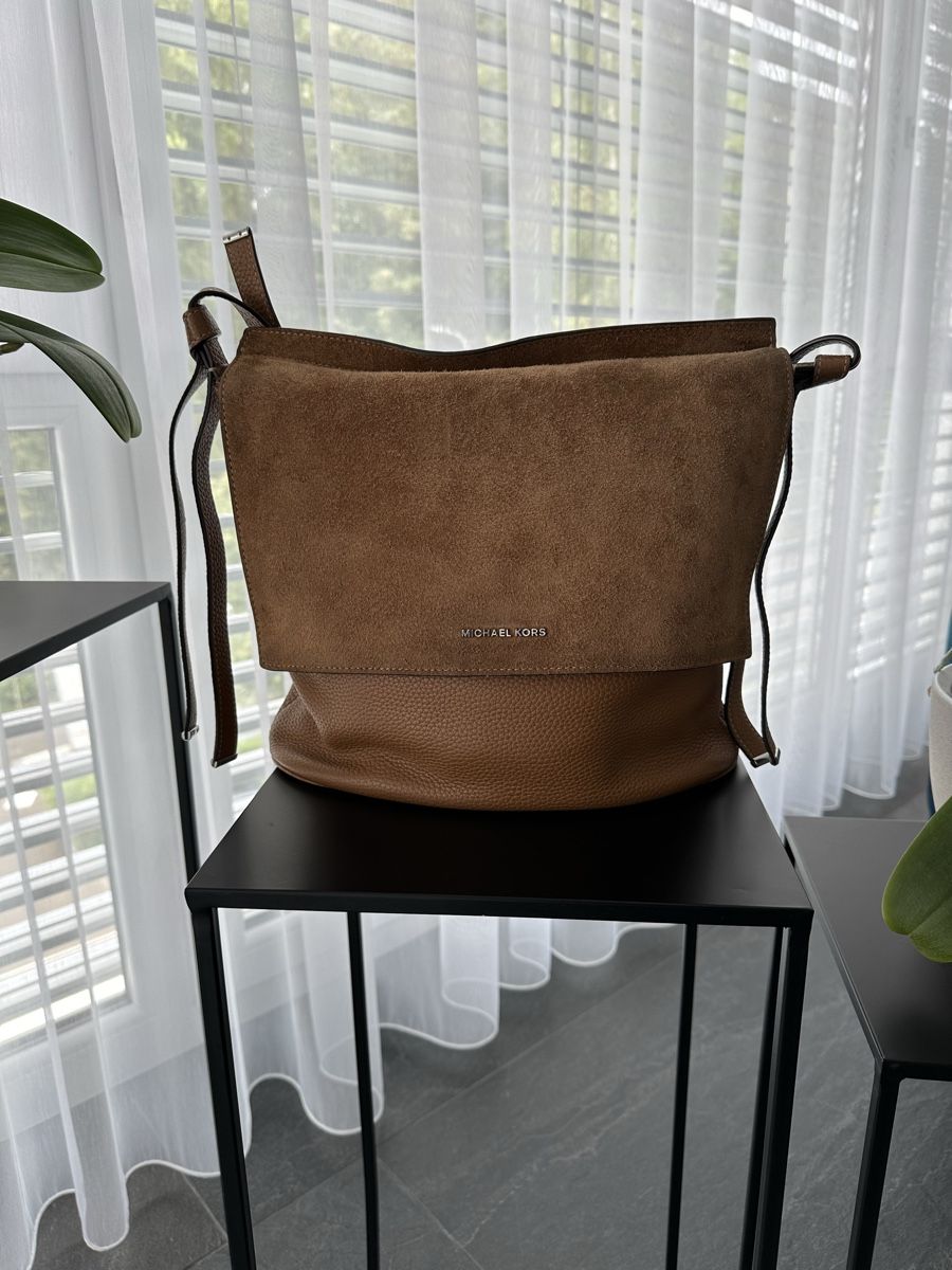 Michael Kors Borse da donna: Michael Kors Ledertasche braun Wildleder Beutel – Usato da Bronschhofen venduto da -BeeN- 3
