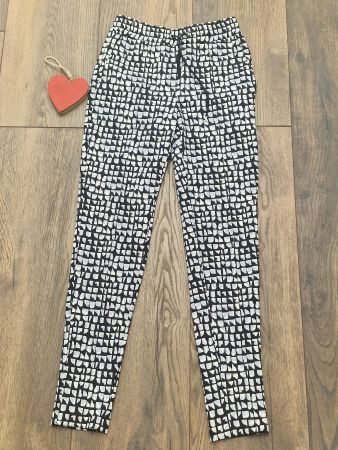 Marc Cain Hose gemustert Gr 34 wie neu!!!