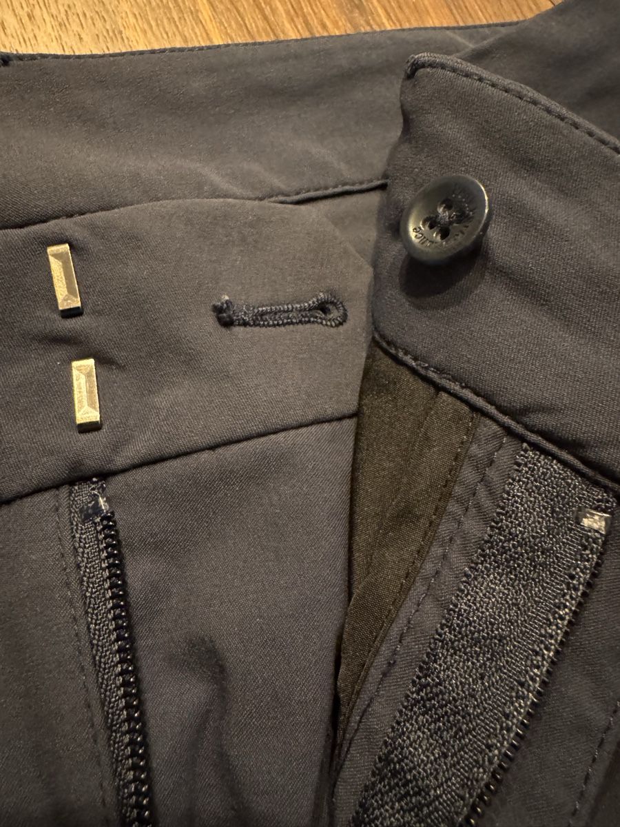 Peak Performance Pantaloni: Blaue Golfhose der Marke Peak Performance – Nuovo (secondo la descrizione) da Sursee venduto da ste_zr96 5
