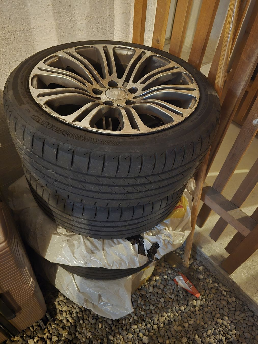 BMW Felgen: Bmw kompletträder  original  – Neu (gemäss Beschreibung) aus Winterthur von Bole.sd 5