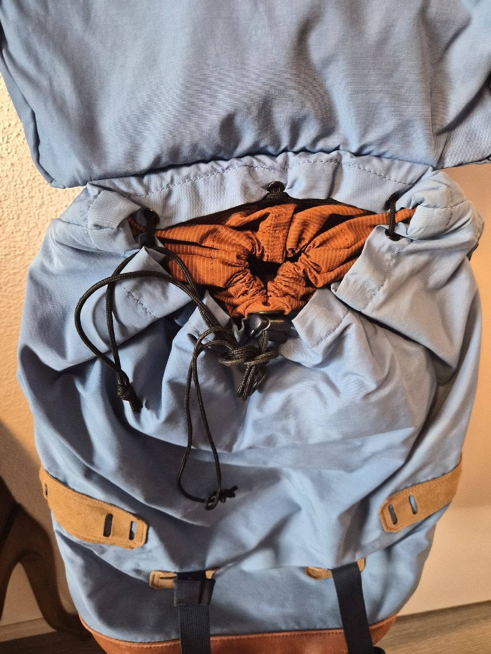 Burton Zaini: Coole Burton Daypack Rucksack, hellblau – Usato da Schwarzenberg LU venduto da LadySecondhand 1