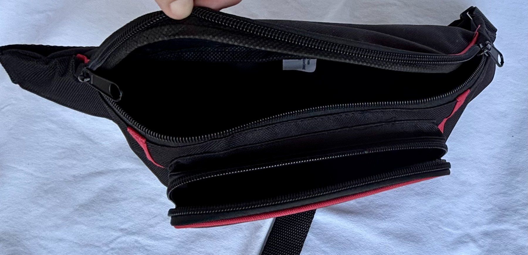 Taschen: Bauchtasche - Bauchbeutel - schwarz mit Logo Kanada – Neu (gemäss Beschreibung) aus Rheinfelden von sabine0101 2
