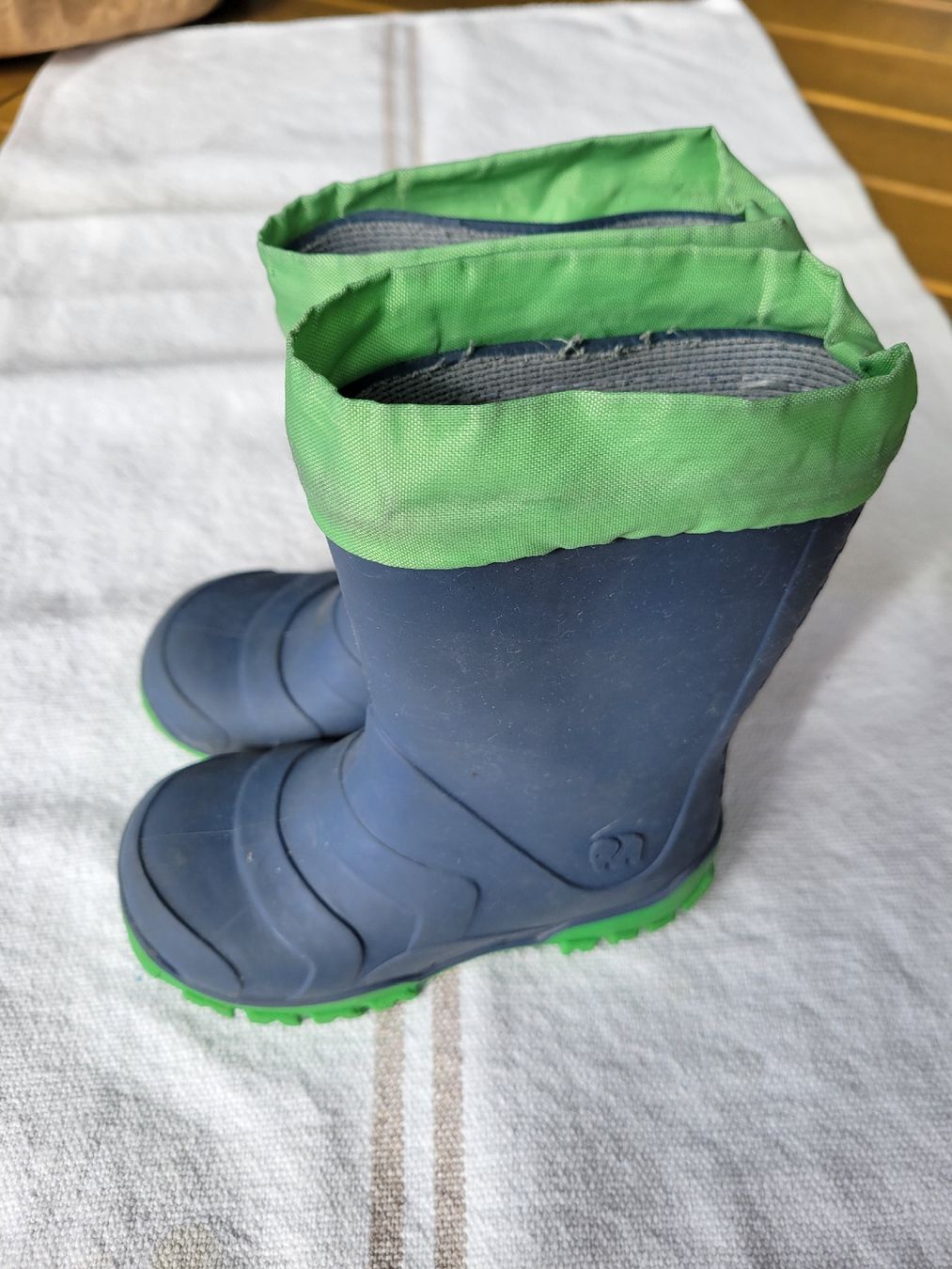 Elefanten Chaussures garçon: Bottes de pluie, taille 24 – D'occasion à Neuchâtel par valerizette 1