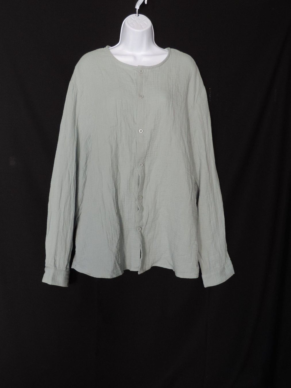 Chemises: chemise vert gris – D'occasion à Genève par Axelle333 3