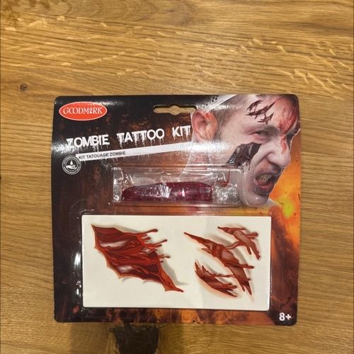 Aufkleber: Zombie Tattoo Kit – Neu und originalverpackt aus Thun von tul_t6nk