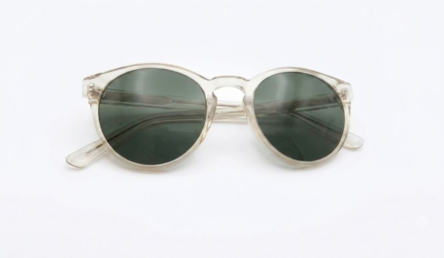 H&M Brillen & Gläser: Schlichte klassische Sonnenbrille H&M – Gebraucht aus Menznau von Valinor 4