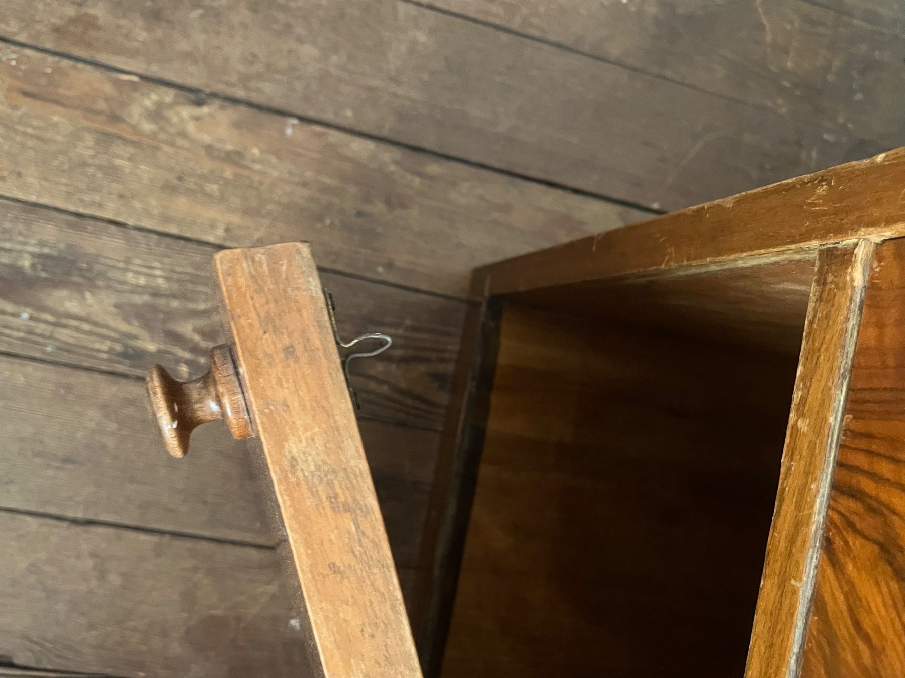 Tables de nuit: Holzkommode, Nachttisch – D'occasion à Zürich par monamele 4