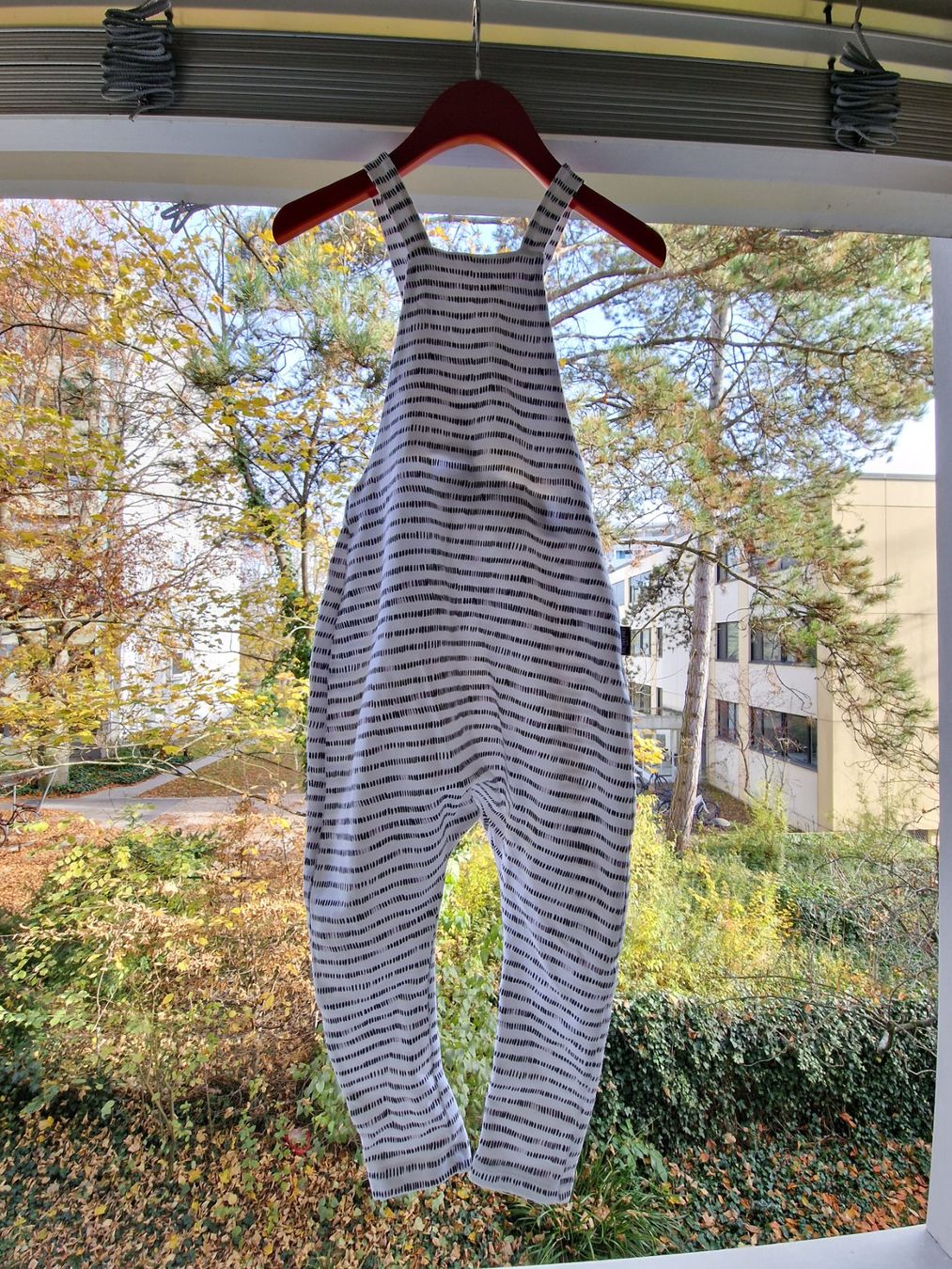 Jumpsuits: Monkind Romper 3-4 – D'occasion à Basel par chingson