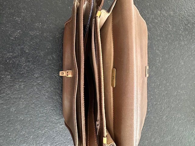 Aigner Borse da donna: Etienne Aigner Handtasche - gebraucht - beige – Usato da Interlaken venduto da joe-luzern 1