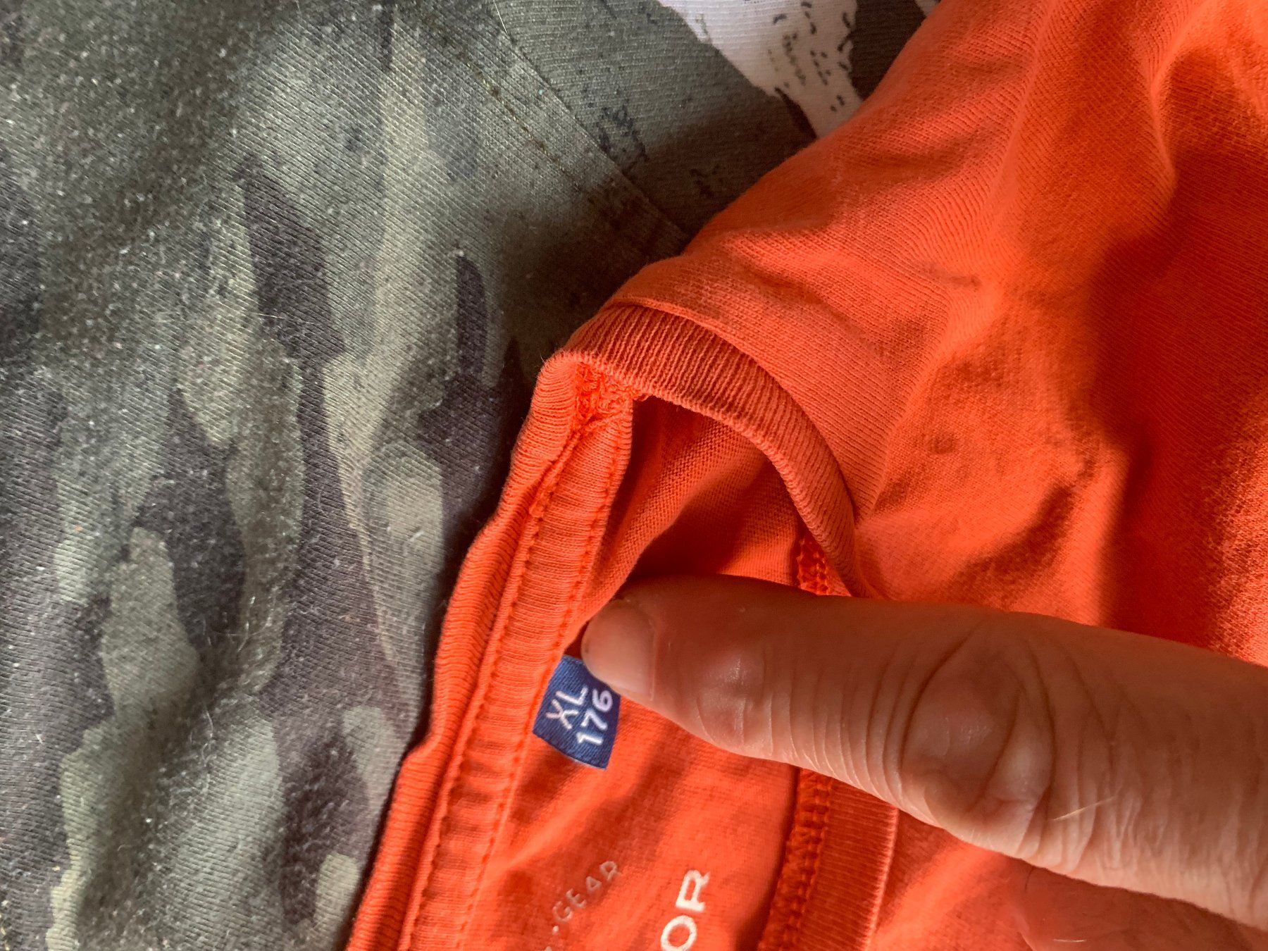 Camicie, T-shirt & Polo: T-Shirts 3er-Set (Grösse 170) – Usato da Hüntwangen venduto da PapaBob 6