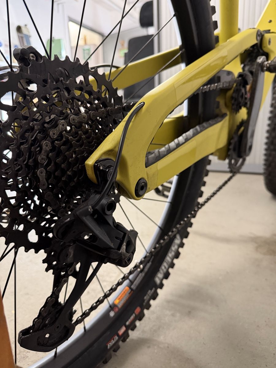 Cannondale Velos: Cannondale Jekyll 1 Ginger - L – Gebraucht aus Wädenswil von Sascha1998 7