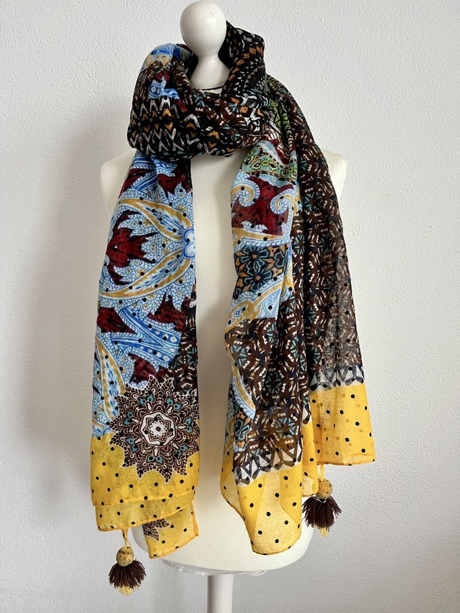 Desigual Foulard & Sciarpe: Schal von Desigual – Usato da Ittigen venduto da franzis6