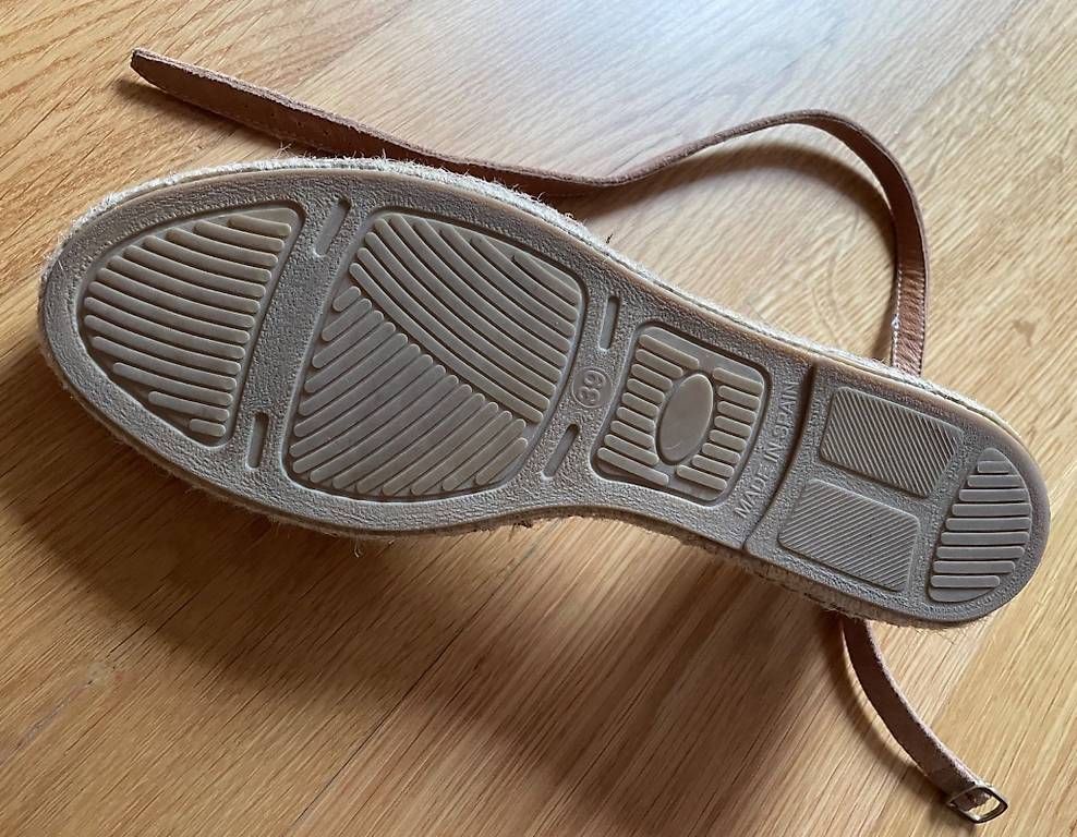 Scarpe da donna: Sommerschuhe Unisa Gr. 39 neu – Usato da Biberstein venduto da evolution89 2