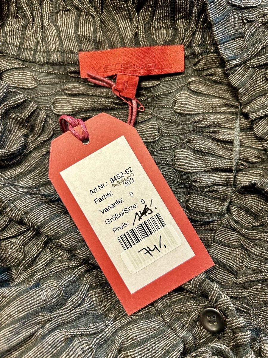 Camicette: Vetono Bluse, Grösse 36, neu mit Etikette – Nuovo e nell'imballaggio originale da Oberhasli venduto da anzis 4